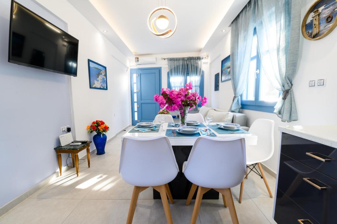 Located By The Sea One Beachfront Private Captain Lazaros Pool Villa With Loft In 750Sqm Spacious Private Plot-Jacuzzi-Sunrelax-Furnished Terace-Gazebo-Private Parking,Sleep 3 Adults And 2 Children, Just Steps From The Black Beach-Seaview Perissa  Dış mekan fotoğraf